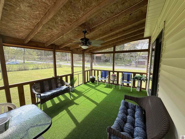 8 Whispering Oaks Loop # 103, Mayfield, KY 42066