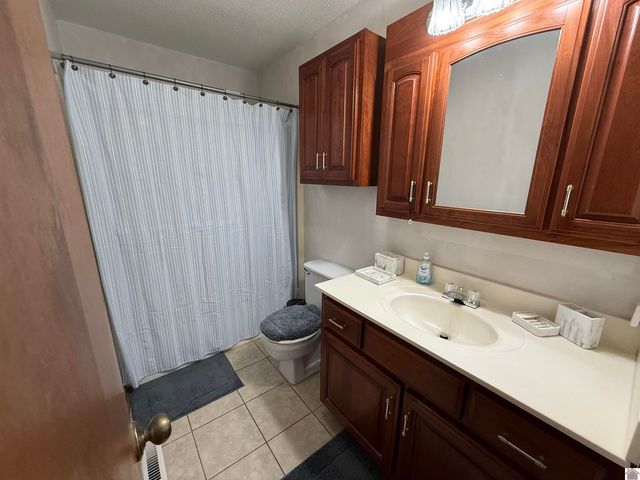 8 Whispering Oaks Loop # 103, Mayfield, KY 42066