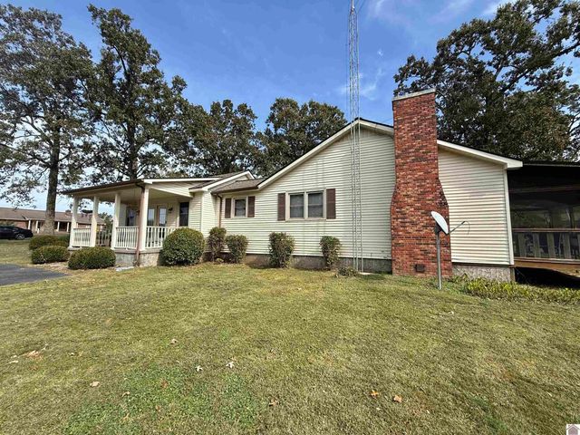 8 Whispering Oaks Loop # 103, Mayfield, KY 42066