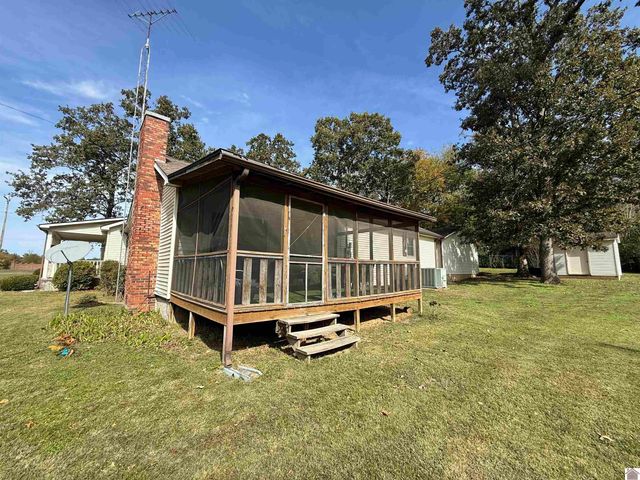 8 Whispering Oaks Loop # 103, Mayfield, KY 42066