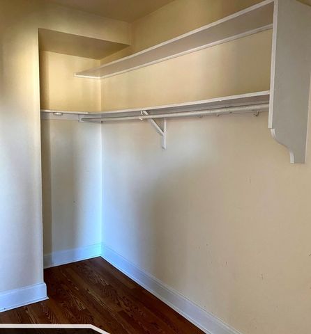 3335 W Diversey Avenue 235, Chicago, IL 60647