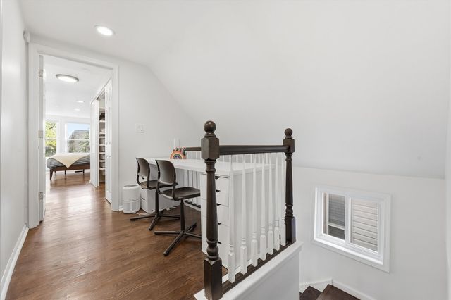 3732 W MCLEAN Avenue, Chicago, IL 60647