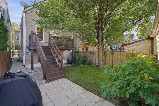 3732 W MCLEAN Avenue, Chicago, IL 60647