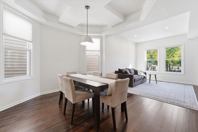 3732 W MCLEAN Avenue, Chicago, IL 60647