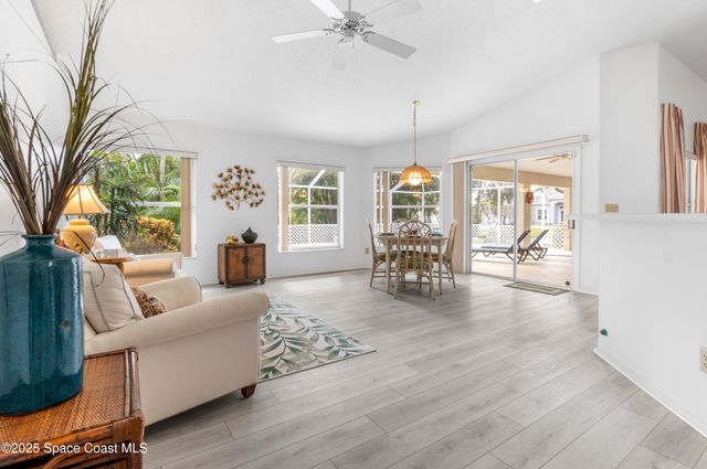 5155 3rd Manor, Vero Beach, FL 32968
