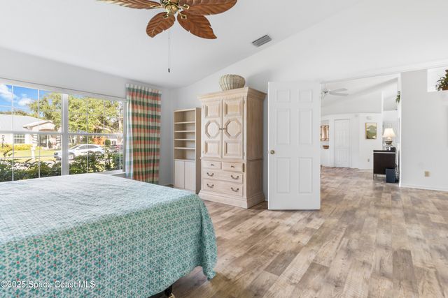 5155 3rd Manor, Vero Beach, FL 32968