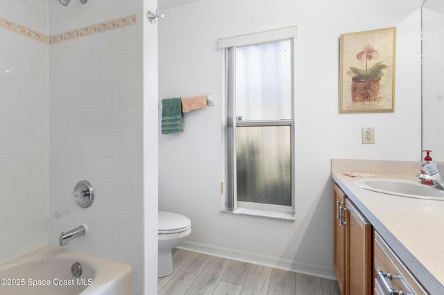 5155 3rd Manor, Vero Beach, FL 32968