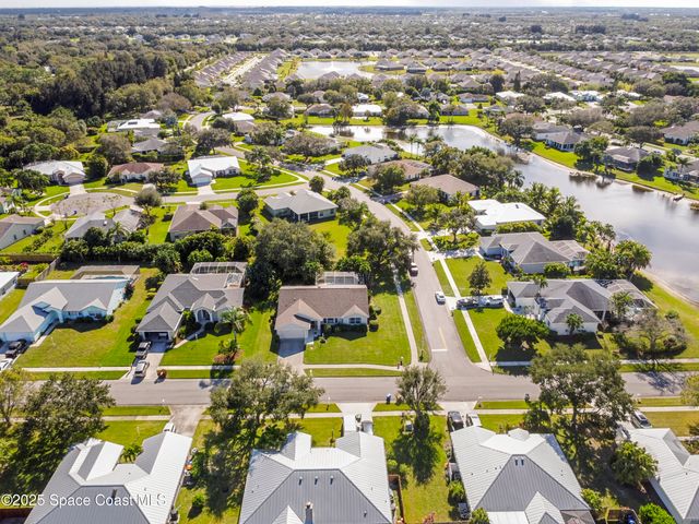 5155 3rd Manor, Vero Beach, FL 32968