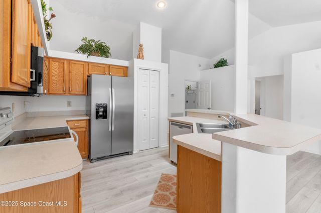 5155 3rd Manor, Vero Beach, FL 32968