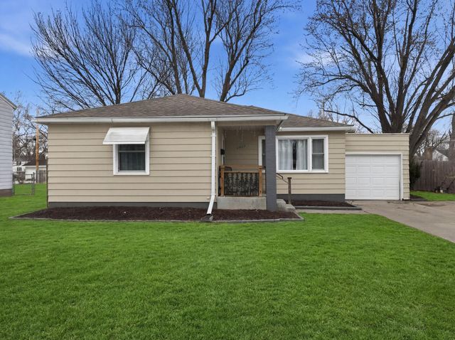 1814 Benton Avenue, Eau Claire, WI 54701