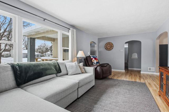 1814 Benton Avenue, Eau Claire, WI 54701