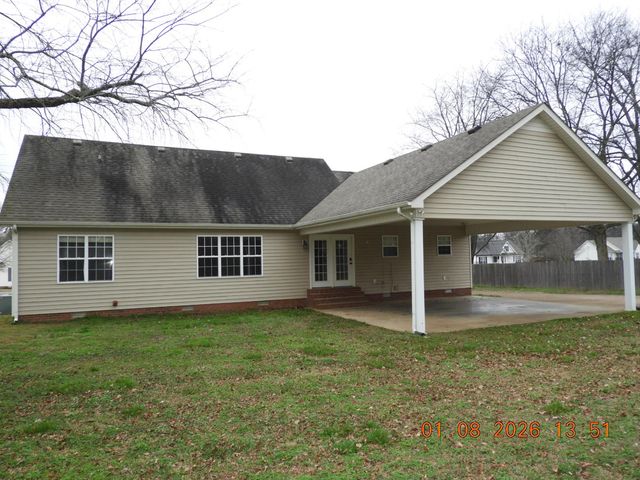 245 Sagewood Dr, Pulaski, TN 38478