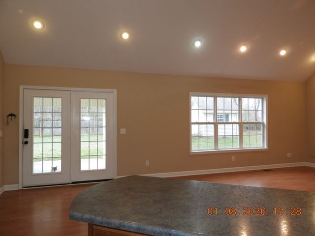 245 Sagewood Dr, Pulaski, TN 38478