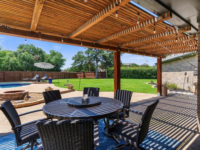 102 Springbrook Court, Southlake, TX 76092