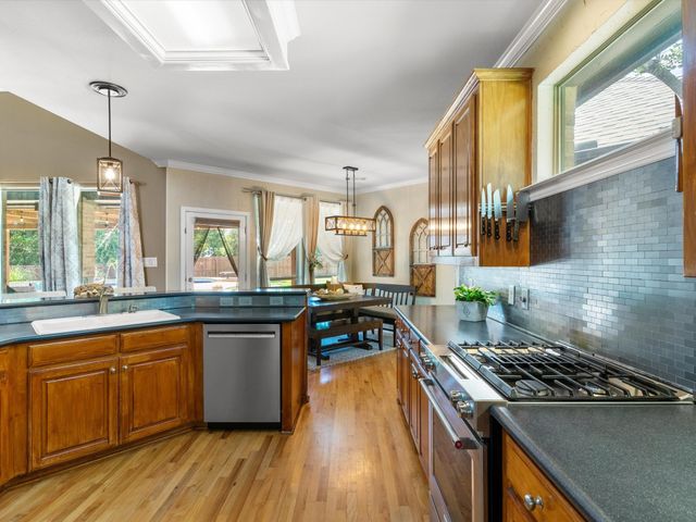 102 Springbrook Court, Southlake, TX 76092