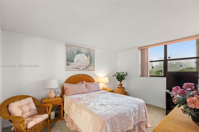 10155 NW 9th St Circle 4202, Miami, FL 33172