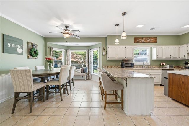 967 AUTUMN OAKS CIR, Collierville, TN 38017