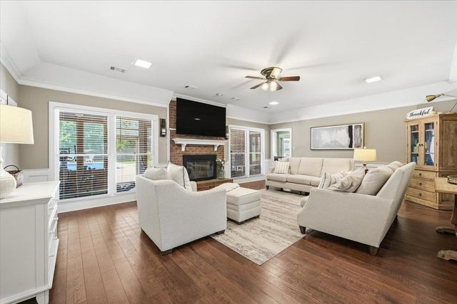 967 AUTUMN OAKS CIR, Collierville, TN 38017