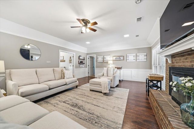 967 AUTUMN OAKS CIR, Collierville, TN 38017