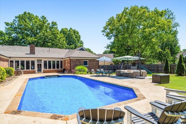 967 AUTUMN OAKS CIR, Collierville, TN 38017