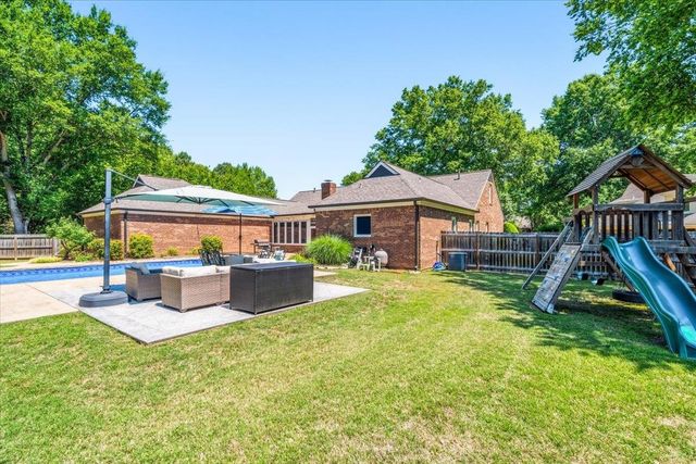 967 AUTUMN OAKS CIR, Collierville, TN 38017