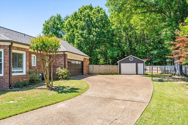 967 AUTUMN OAKS CIR, Collierville, TN 38017