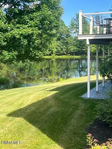 14 Westfall Court, Sand Lake, NY 12018