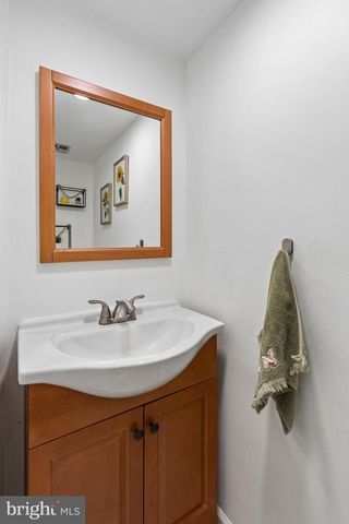 2131 BIRCH DR, Lafayette Hill, PA 19444