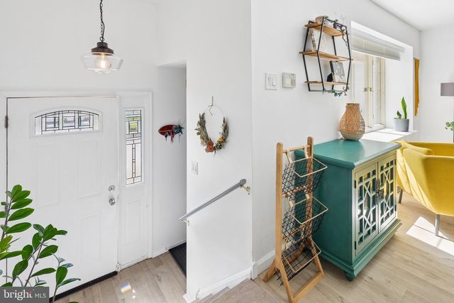 2131 BIRCH DR, Lafayette Hill, PA 19444