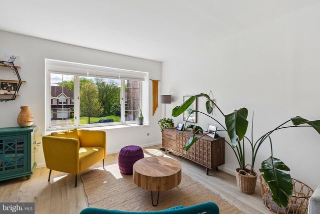 2131 BIRCH DR, Lafayette Hill, PA 19444