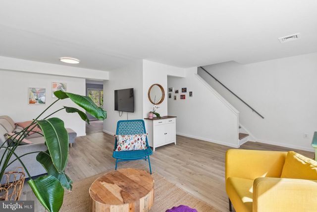 2131 BIRCH DR, Lafayette Hill, PA 19444