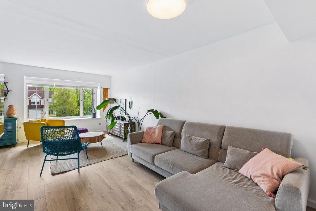 2131 BIRCH DR, Lafayette Hill, PA 19444