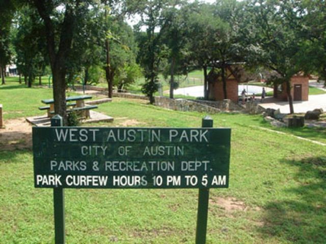1111 W 10th ST 111, Austin, TX 78703