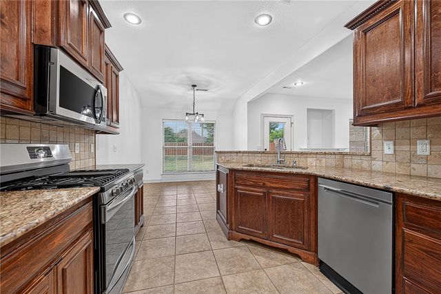 3002 SW Calm Ridge Road, Bentonville, AR 72712