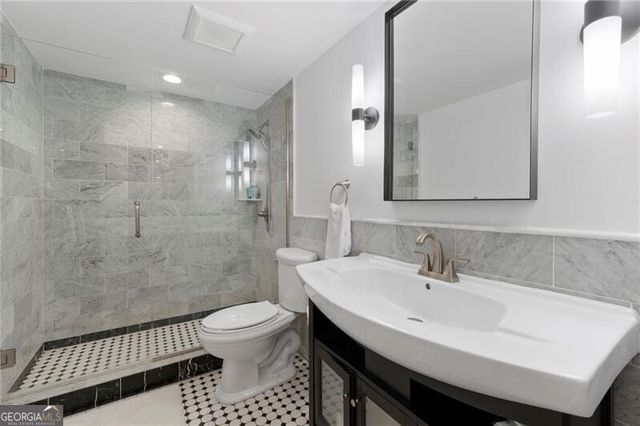 1325 Peachtree Street NE G2, Atlanta, GA 30309