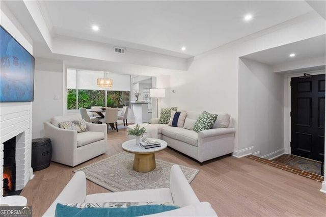 1325 Peachtree Street NE G2, Atlanta, GA 30309
