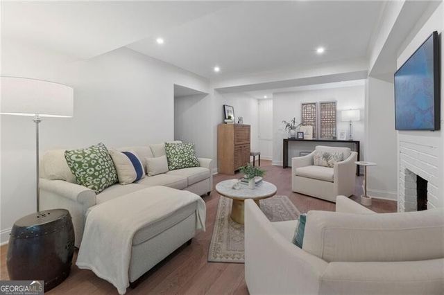 1325 Peachtree Street NE G2, Atlanta, GA 30309