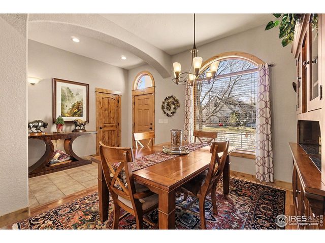 910 Owl Grove Pl, Loveland, CO 80537