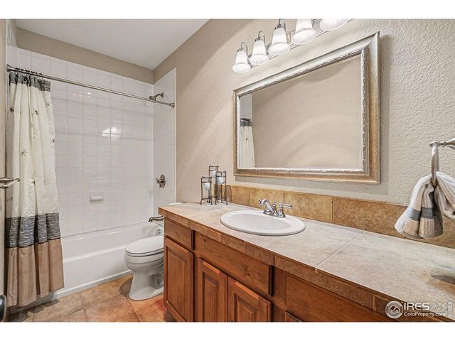 910 Owl Grove Pl, Loveland, CO 80537