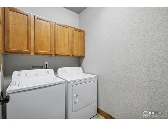 910 Owl Grove Pl, Loveland, CO 80537