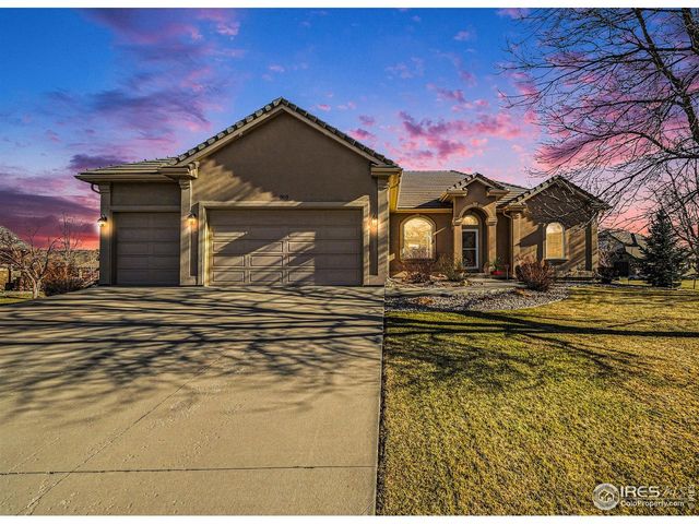 910 Owl Grove Pl, Loveland, CO 80537