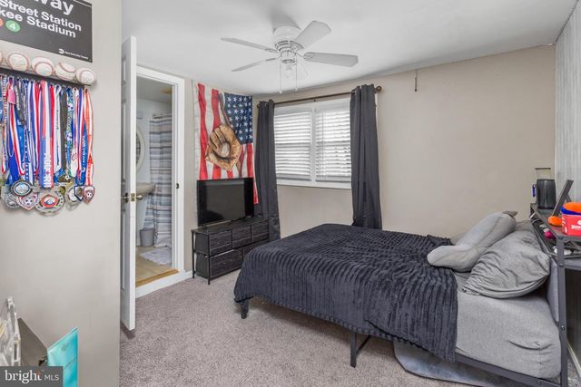 49 CHARLES BOSSERT DR, Bordentown, NJ 08505