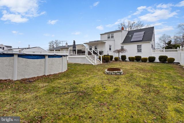 49 CHARLES BOSSERT DR, Bordentown, NJ 08505