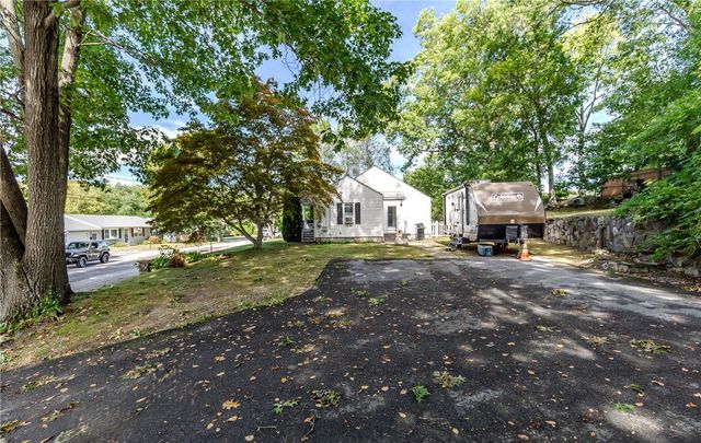 45 Glendale Drive, West Warwick, RI 02893