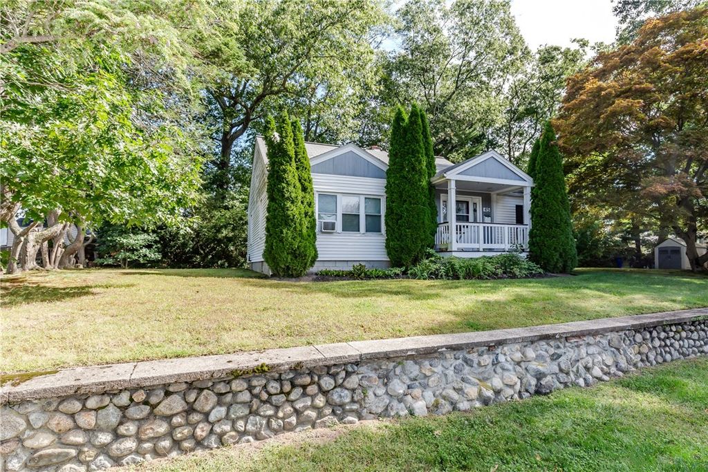 45 Glendale Drive, West Warwick, RI 02893