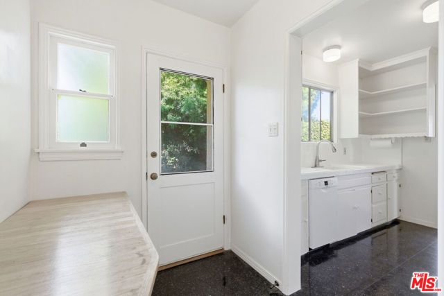 1019 Pine Street, Santa Monica, CA 90405