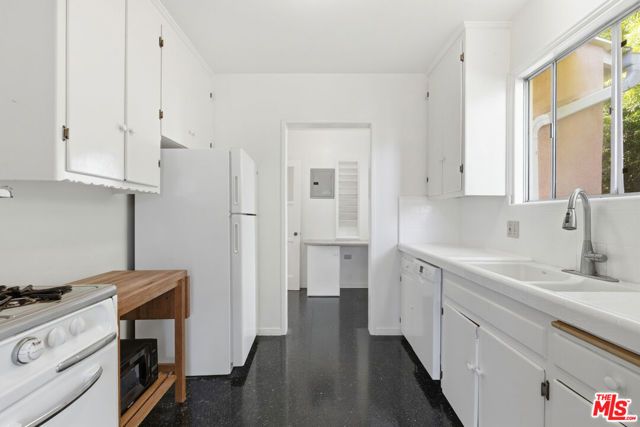 1019 Pine Street, Santa Monica, CA 90405