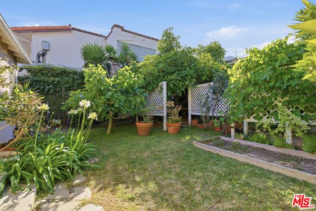 1019 Pine Street, Santa Monica, CA 90405