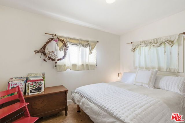 1019 Pine Street, Santa Monica, CA 90405