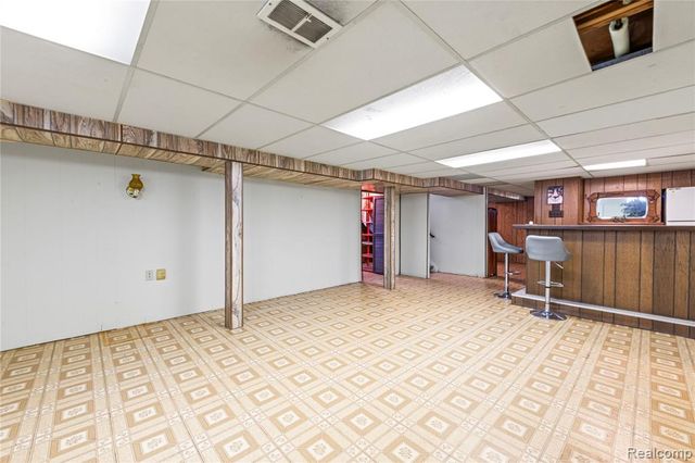 1069 Chippewa Street, Mount Clemens, MI 48043